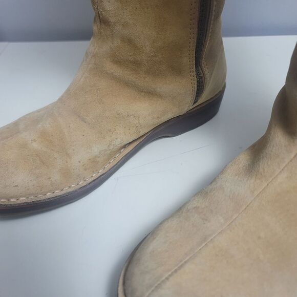 UGG 'Kiera' knee-high boots in tan suede size 8.5 - Picture 5 of 16